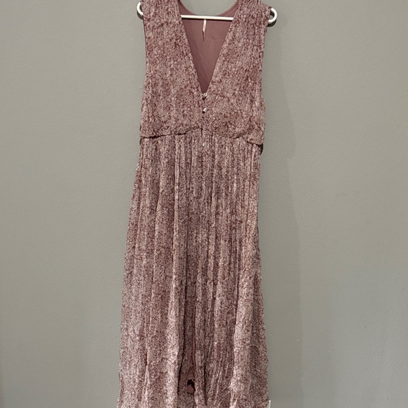 Free People my fair lady flowy Mauve Floral Maxi Dress Greek babydoll style - Picture 10 of 15